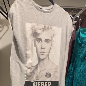 Long Justin Bieber tshirt